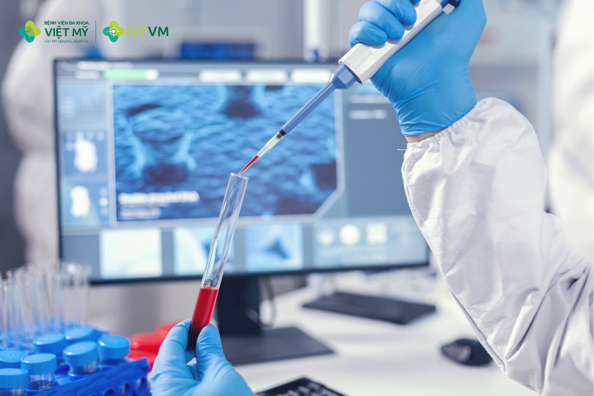Sàng lọc di truyền tiền làm tổ (PGT) sẽ đánh giá một số bất thường di truyền của phôi trước khi lựa chọn phôi để chuyển vào tử cung